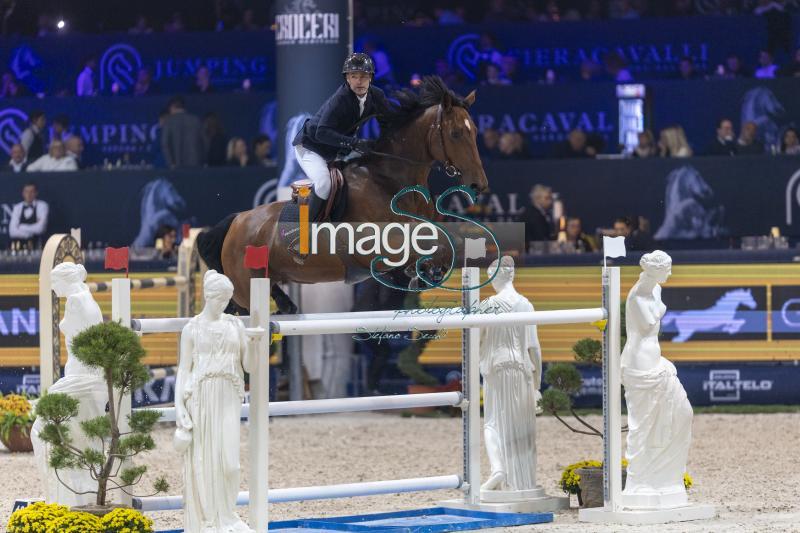 Cottard Gregory (FRA) riding Idylle Chavannaise_Verona_20241109_SS358653.jpg